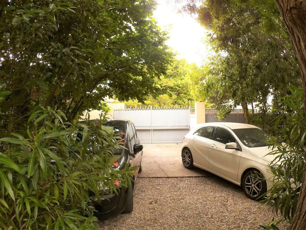 La Villa-การ์กาซอน ภายนอก รูปภาพ